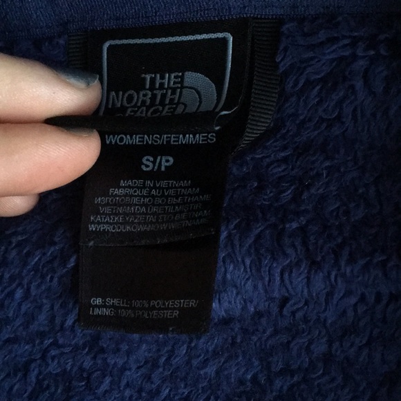 North Face Women’s purple Osito Jacket size small - Picture 4 of 7